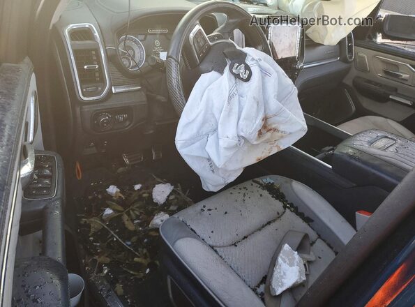 1C6SRFHT0NN120463 2022 DODGE RAM Blue Dashboard view