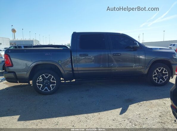 1C6SRFJP5SN690970 2025 RAM 1500 Gray Widok wnętrza z tyłu