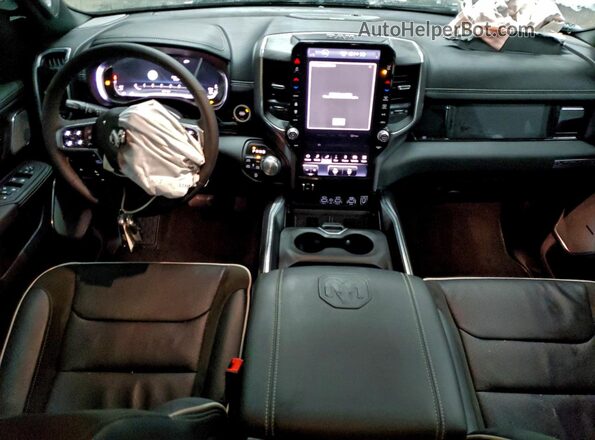 1C6SRFJP7TN156791 2026 RAM 1500 Black Widok deski rozdzielczej
