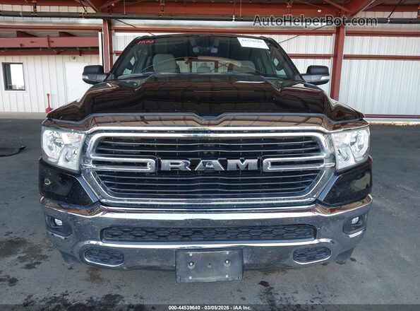 1C6SRFMT7MN571099 2021 RAM 1500 Black Instrument cluster view