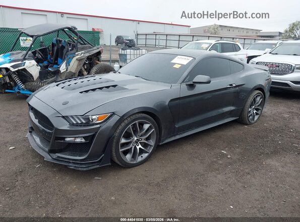 1FA6P8CF1H5240845 2017 FORD MUSTANG Gray Vista tres cuartos delantera izquierda
