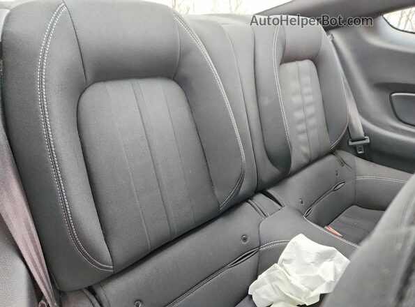 1FA6P8CF2N5136389 2022 FORD MUSTANG Black Widok tylnych siedzeń