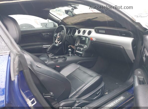 1FA6P8CF4G5283753 2016 FORD MUSTANG Blue Вид салону спереду