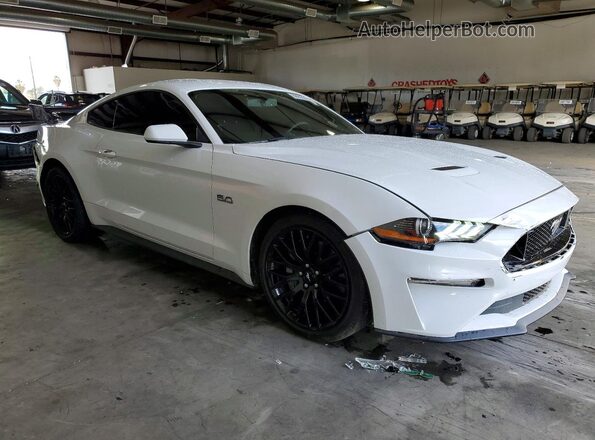 1FA6P8CF6J5129164 2018 FORD MUSTANG White Front right