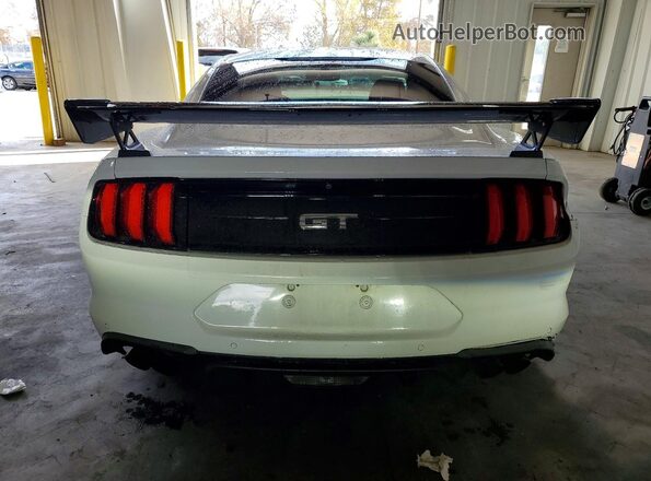 1FA6P8CF6J5129164 2018 FORD MUSTANG White Rear view