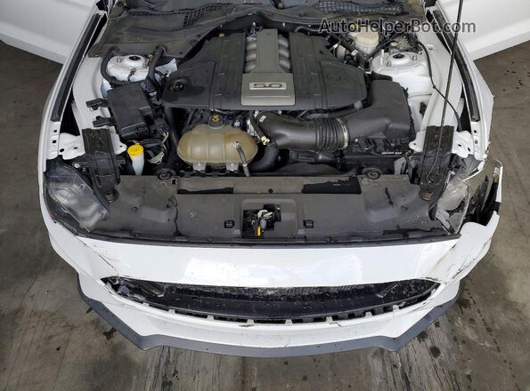 1FA6P8CF6J5129164 2018 FORD MUSTANG White Rear interior view