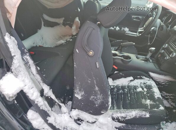 1FA6P8TH2H5304540 2017 FORD MUSTANG Black Widok tylnych siedzeń