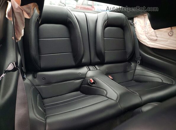 1FA6P8TH4H5247015 2017 FORD MUSTANG Silver Widok tylnych siedzeń