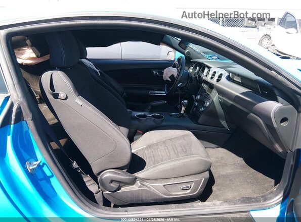 1FA6P8TH4H5259651 2017 FORD MUSTANG Blue Вид салону спереду