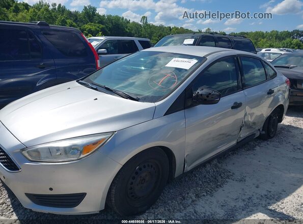 1FADP3E28GL322327 2016 FORD FOCUS Silver წინა მარცხენა ხედი სამი მეოთხედიდან