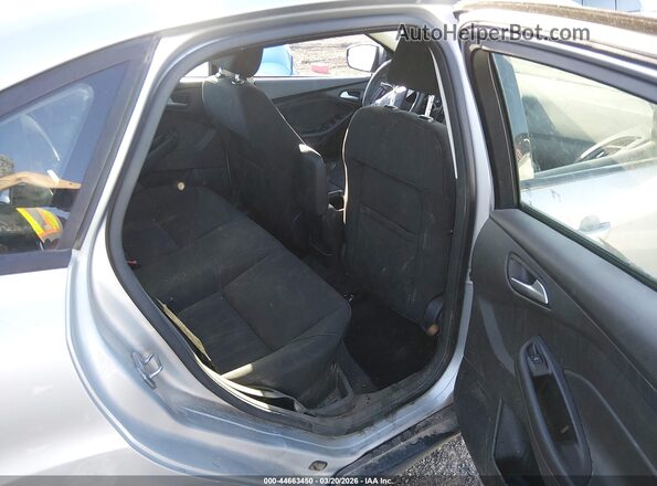 1FADP3F23GL365679 2016 FORD FOCUS Silver VIN კოდის სტიკერის ხედი