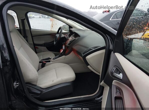 1FADP3F24HL253569 2017 FORD FOCUS Black წინა სალონის ხედი