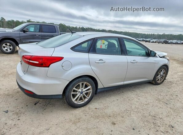 1FADP3F24HL285504 2017 FORD FOCUS Silver Задня права чверть