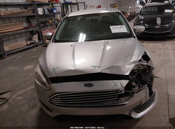1FADP3F25HL300687 2017 FORD FOCUS Silver 