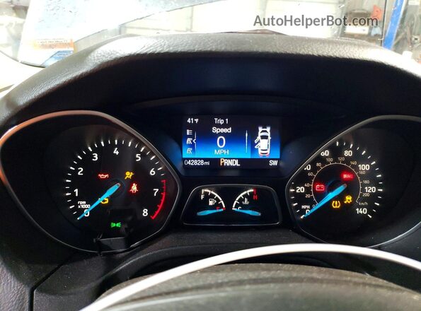 1FADP3F25JL331038 2018 FORD FOCUS Charcoal Widok zestawu wskaźników