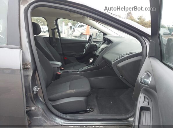 1FADP3FE0JL276184 2018 FORD FOCUS Gray Front interior view