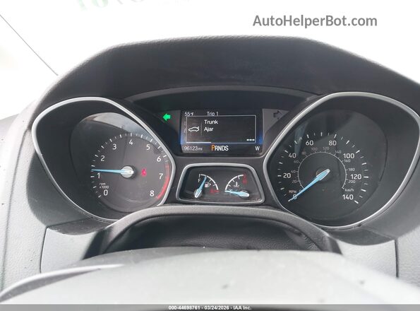 1FADP3K24GL226361 2016 FORD FOCUS Silver Հետևի նստատեղերի տեսք