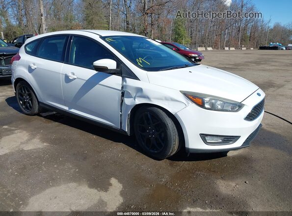 1FADP3K26GL205558 2016 FORD FOCUS White Front view
