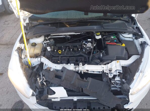 1FADP3K26JL287251 2018 FORD FOCUS White უკანა ხედი