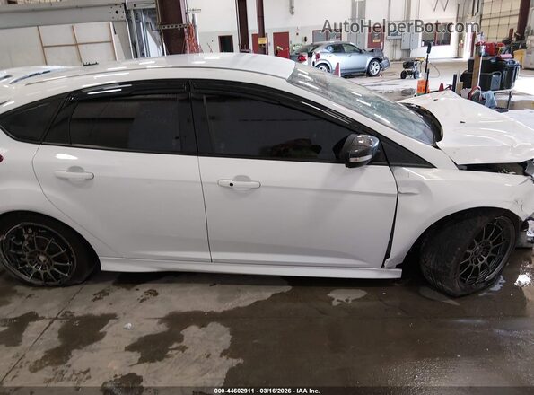 1FADP3L90JL322328 2018 FORD FOCUS ST White უკანა სალონის ხედი