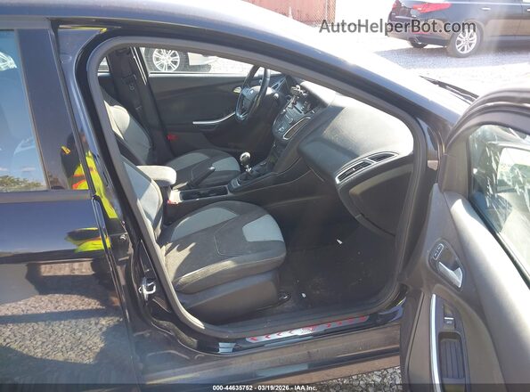 1FADP3L93GL237508 2016 FORD FOCUS ST Черный Вид салона спереди