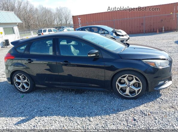 1FADP3L93GL237508 2016 FORD FOCUS ST Черный Вид задней части салона