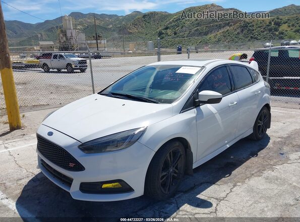 1FADP3L93JL211420 2018 FORD FOCUS ST Белый Передняя левая четверть
