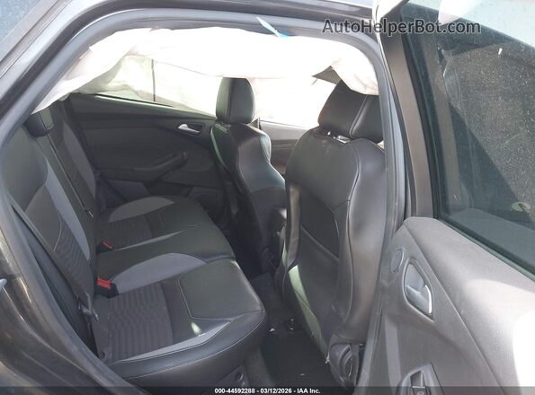 1FADP3L93JL247107 2018 FORD FOCUS ST Gray VIN կոդի պիտակի տեսք