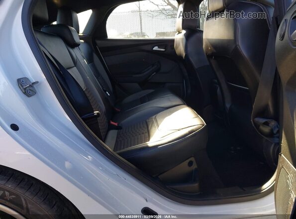 1FADP3L99HL285340 2017 FORD FOCUS ST White VIN კოდის სტიკერის ხედი