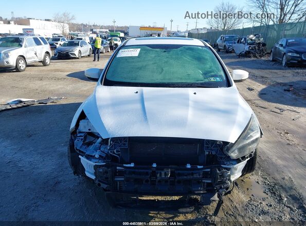 1FADP3L99HL285340 2017 FORD FOCUS ST White ხელსაწყოთა პანელის ხედი
