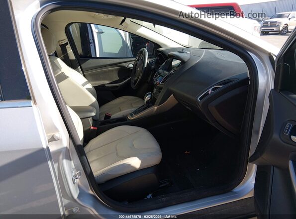 1FADP3N25GL307462 2016 FORD FOCUS Gray 