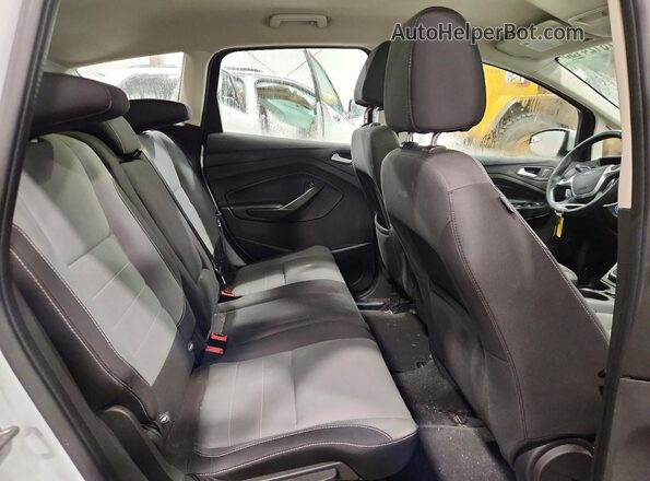 1FADP5AU5GL107149 2016 FORD C-MAX White უკანა სავარძლების ხედი