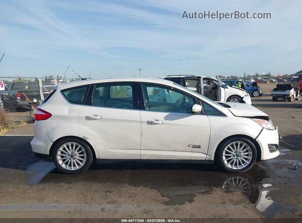 1FADP5CU5GL109352 2016 FORD C-MAX ENERGI White Вид задньої частини салону
