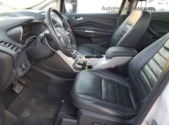 1FADP5CU5GL111327 2016 FORD C-MAX White Front interior view