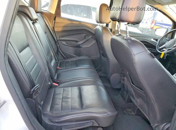 1FADP5CU5GL111327 2016 FORD C-MAX White Rear seats view