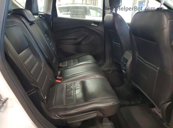 1FADP5EU7HL107939 2017 FORD C-MAX White Вид задньої частини салону