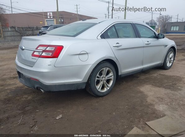 1FAHP2D84GG122152 2016 FORD TAURUS Серебряный Задняя правая четверть