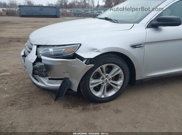 1FAHP2D84GG122152 2016 FORD TAURUS Серебряный Вид спереди