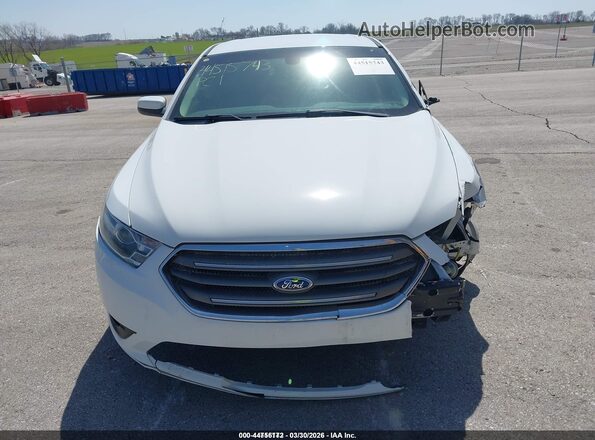 1FAHP2E85GG105228 2016 FORD TAURUS Белый Вид задней части салона