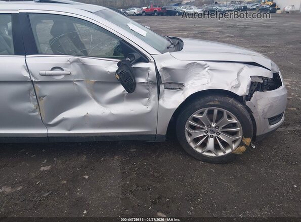 1FAHP2F84HG128239 2017 FORD TAURUS Серебряный Вид спереди
