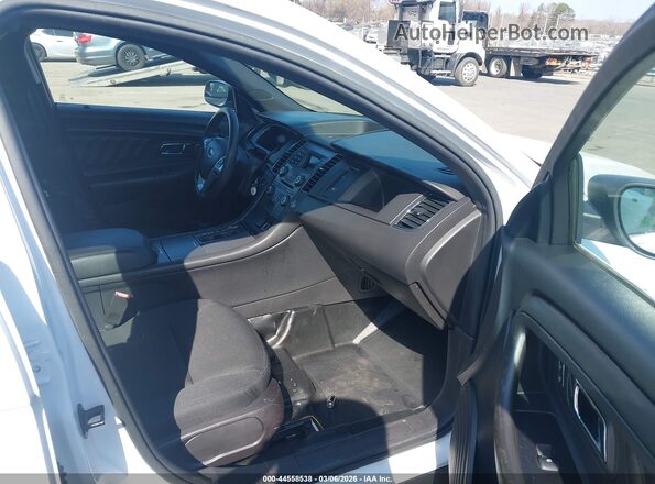 1FAHP2MT7KG103530 2019 FORD POLICE INTERCEPTOR White Սալոնի դիմացի տեսք