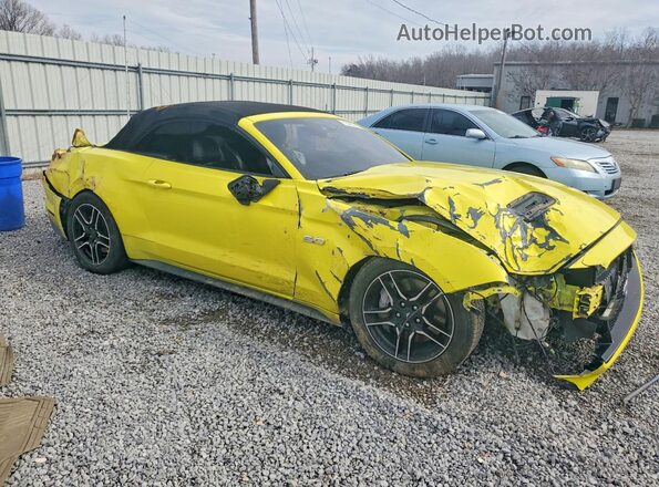 1FATP8FF3M5106685 2021 FORD MUSTANG Yellow Front right
