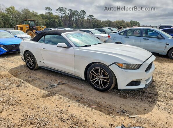 1FATP8UH1H5204592 2017 FORD MUSTANG Белый Передняя правая четверть