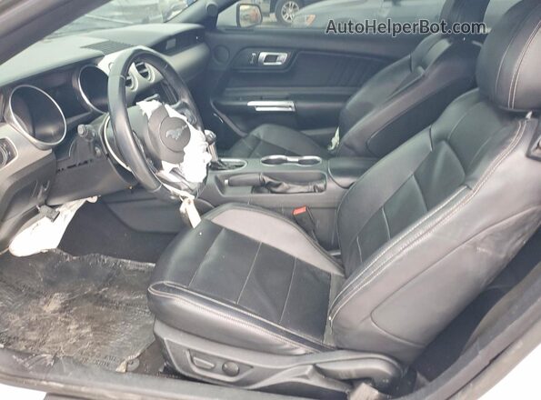 1FATP8UH3M5122471 2021 FORD MUSTANG White Սալոնի դիմացի տեսք