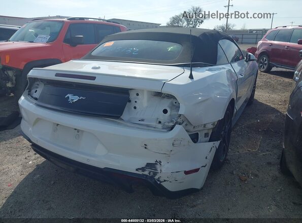1FATP8UH5L5125564 2020 FORD MUSTANG Белый Вид спереди
