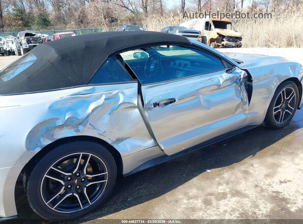 1FATP8UH7J5167019 2018 FORD MUSTANG Серебряный 