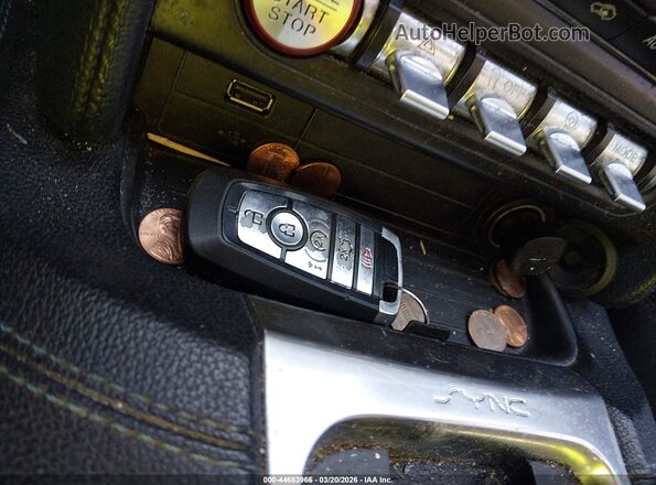 1FATP8UH9K5188729 2019 FORD MUSTANG Черный Вид панели приборов