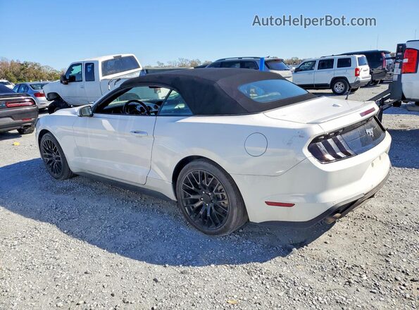 1FATP8UH9M5100619 2021 FORD MUSTANG White Rear left