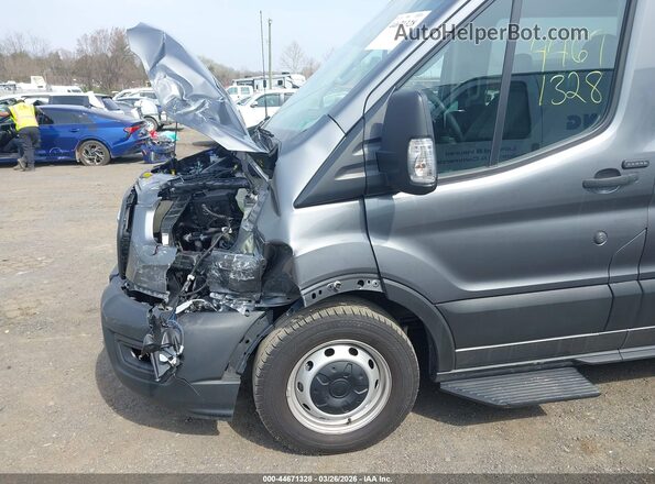1FBAX2C81RKA17943 2024 FORD PASSENGER Gray Դիմացի տեսք