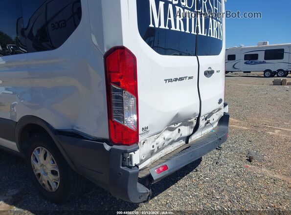 1FBAX2C82MKA49695 2021 FORD PASSENGER White წინა ხედი